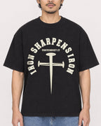 Mockup Boxy Heavyweight Tee Black male close-up 02