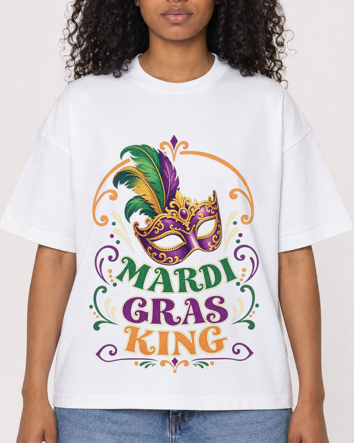 Mockup Boxy Heavyweight Tee White female close-up 05