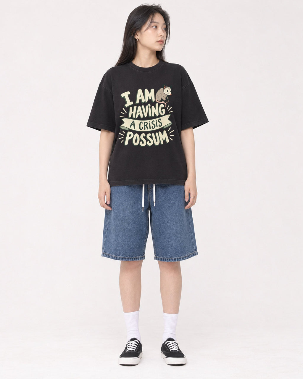 Mockup Boxy Heavyweight Tee Black female full-body 01