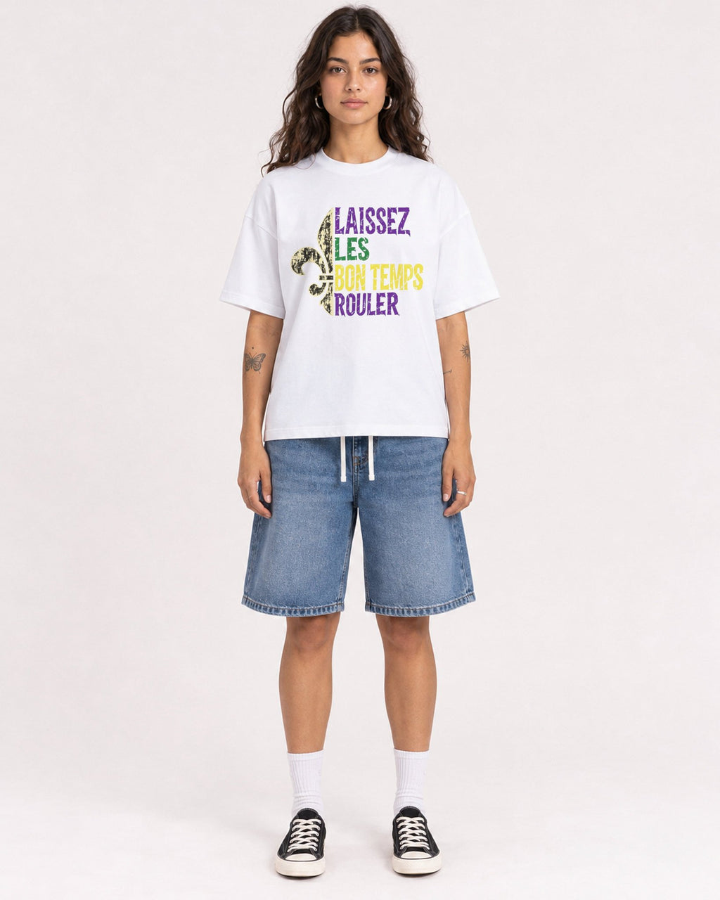 Mockup Boxy Heavyweight Tee White female full-body 06
