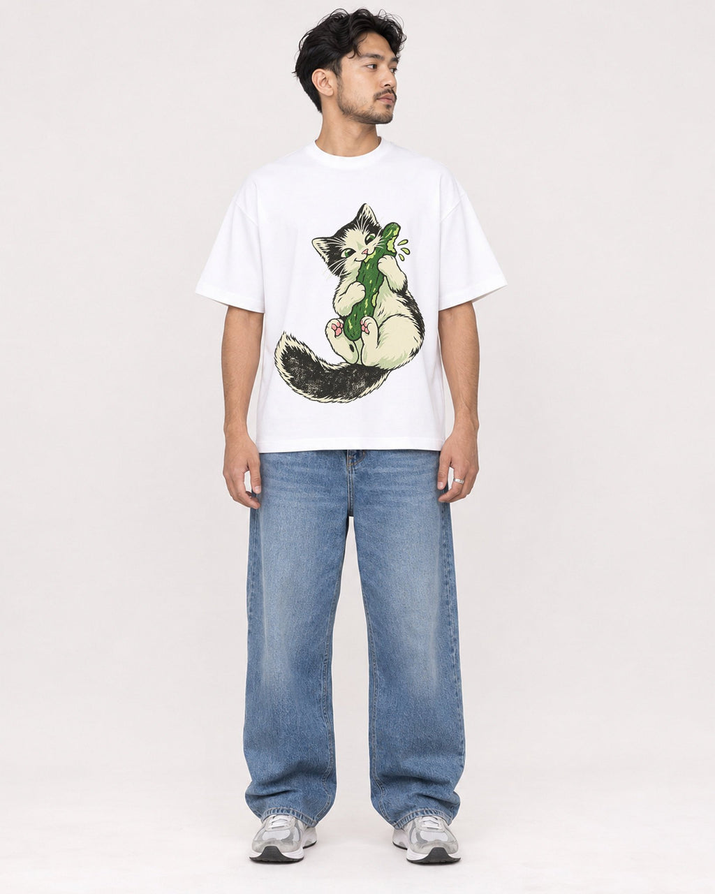 Mockup Boxy Heavyweight Tee White male full-body 02