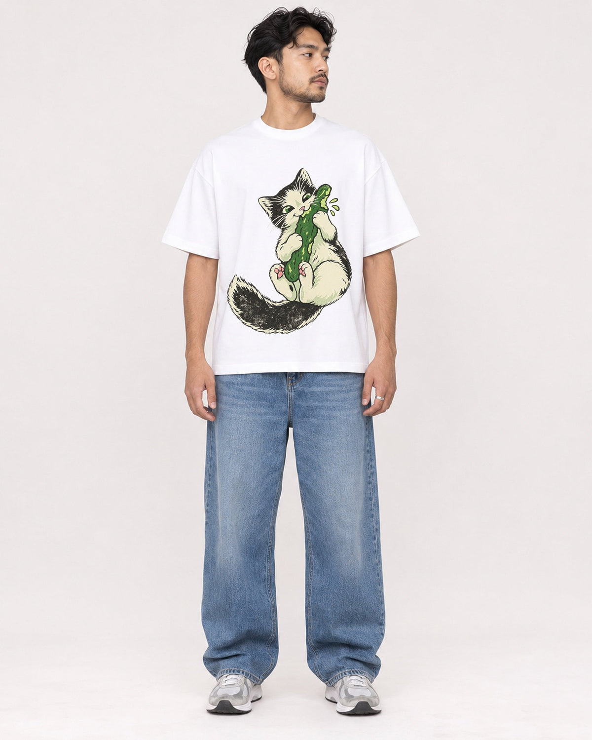 Mockup Boxy Heavyweight Tee White male full-body 02