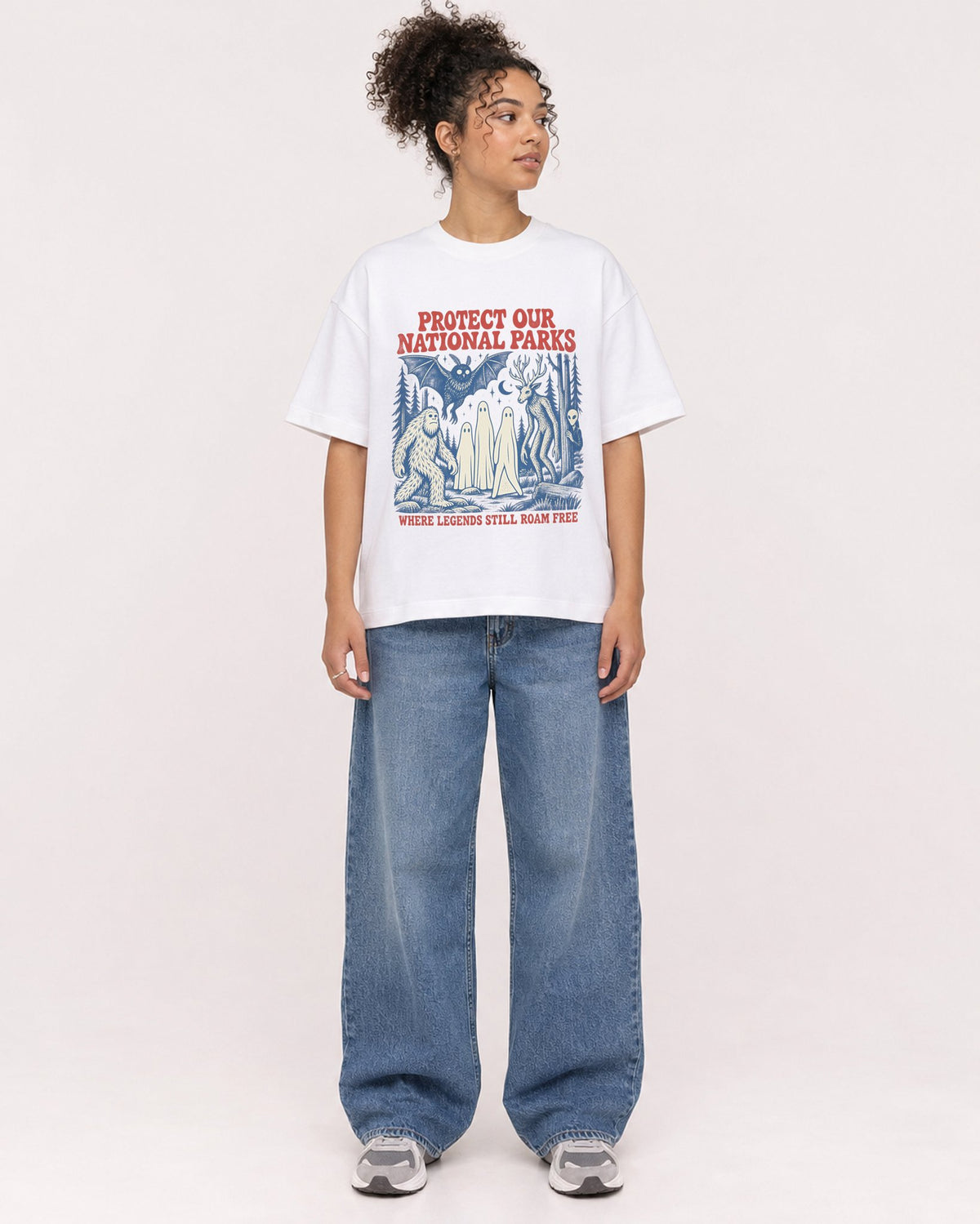 Mockup Boxy Heavyweight Tee White female full-body 20