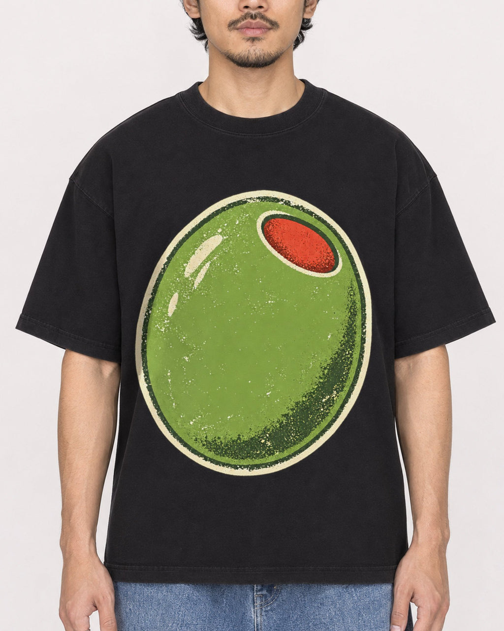 Mockup Boxy Heavyweight Tee Black male close-up 02