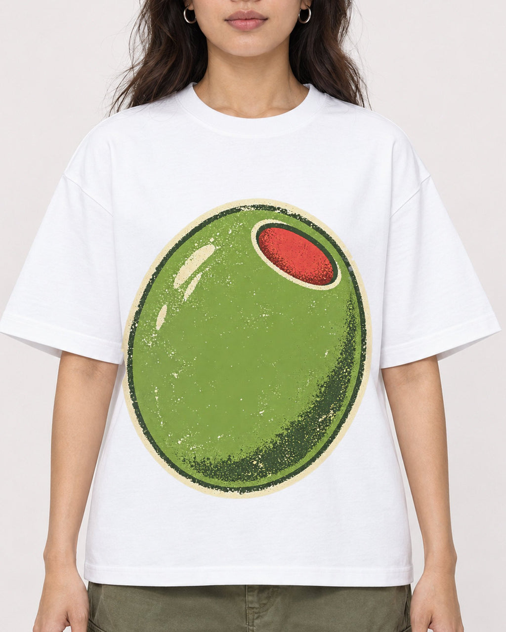 Mockup Boxy Heavyweight Tee White female close-up 02