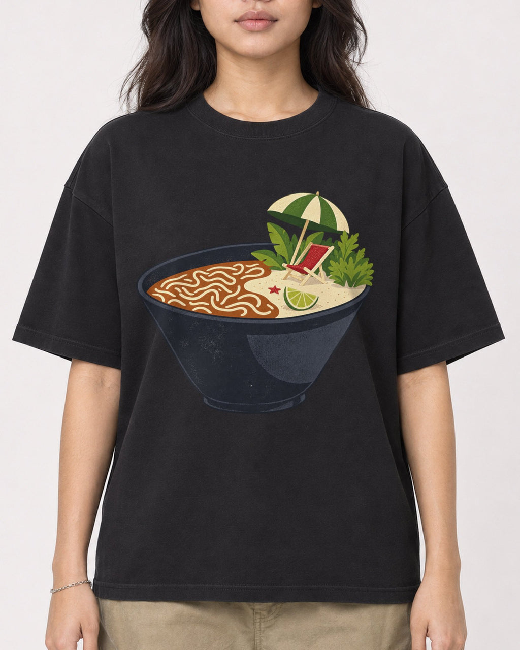 Mockup Boxy Heavyweight Tee Black female close-up 02