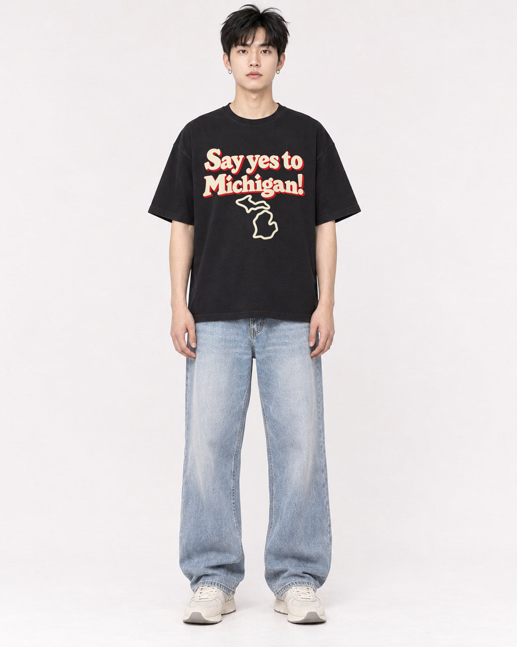Mockup Boxy Heavyweight Tee Black male full-body 01
