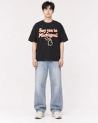 Mockup Boxy Heavyweight Tee Black male full-body 01
