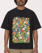 Mockup Boxy Heavyweight Tee Black male close-up 04