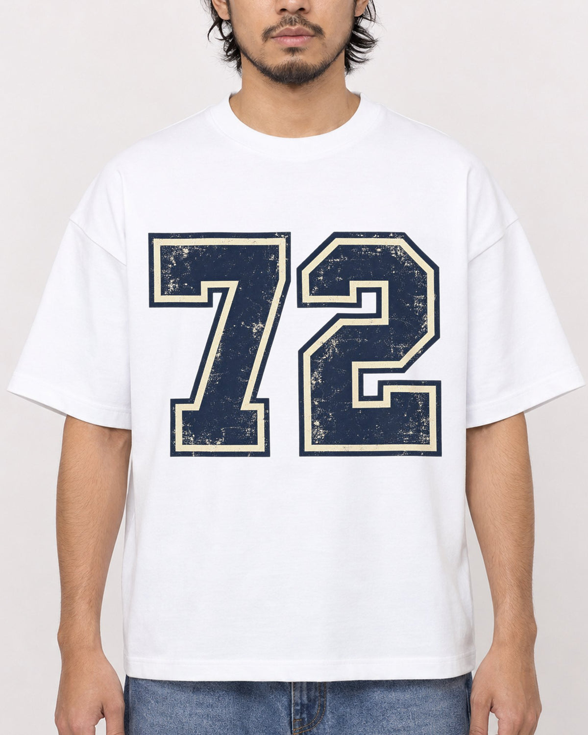 Mockup Boxy Heavyweight Tee White male close-up 22