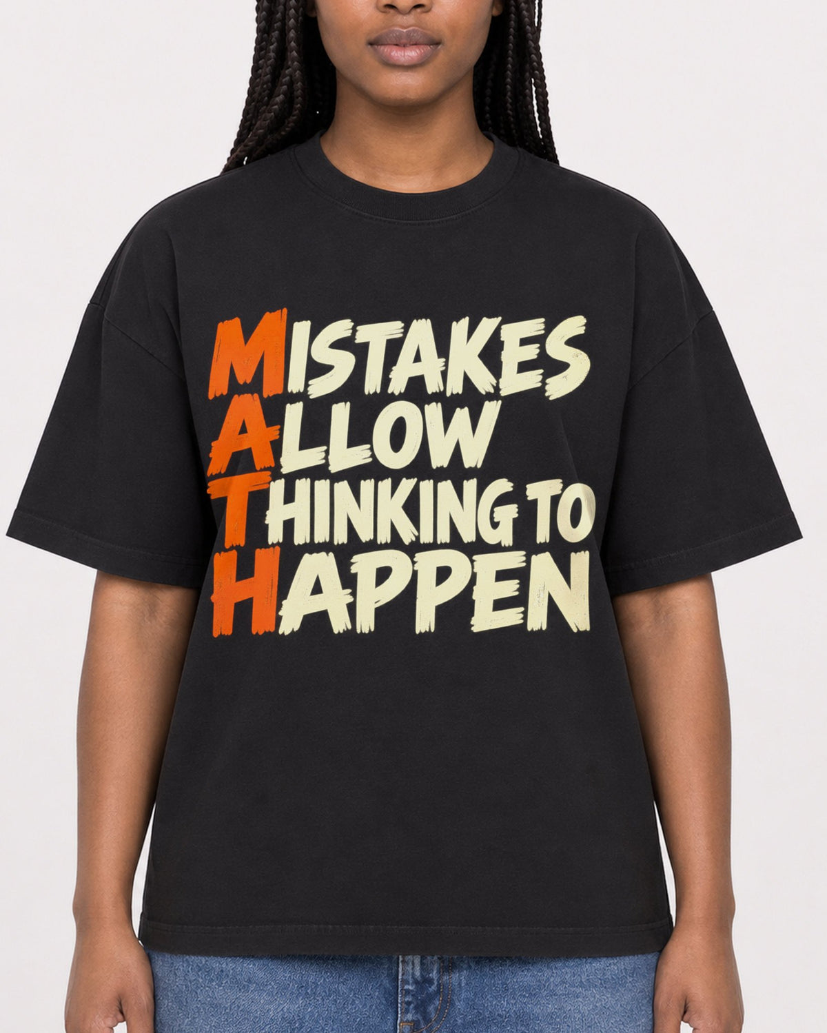 Mockup Boxy Heavyweight Tee Black female close-up 04