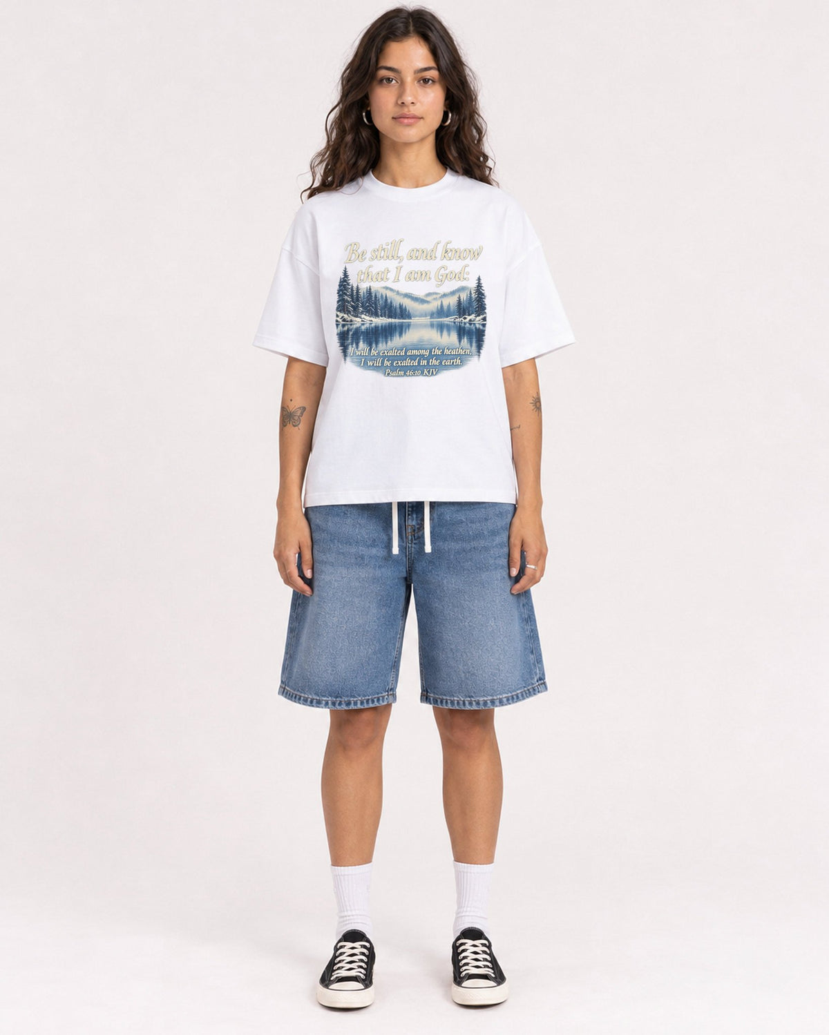 Mockup Boxy Heavyweight Tee White female full-body 06