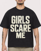 Mockup Boxy Heavyweight Tee Black male close-up 12