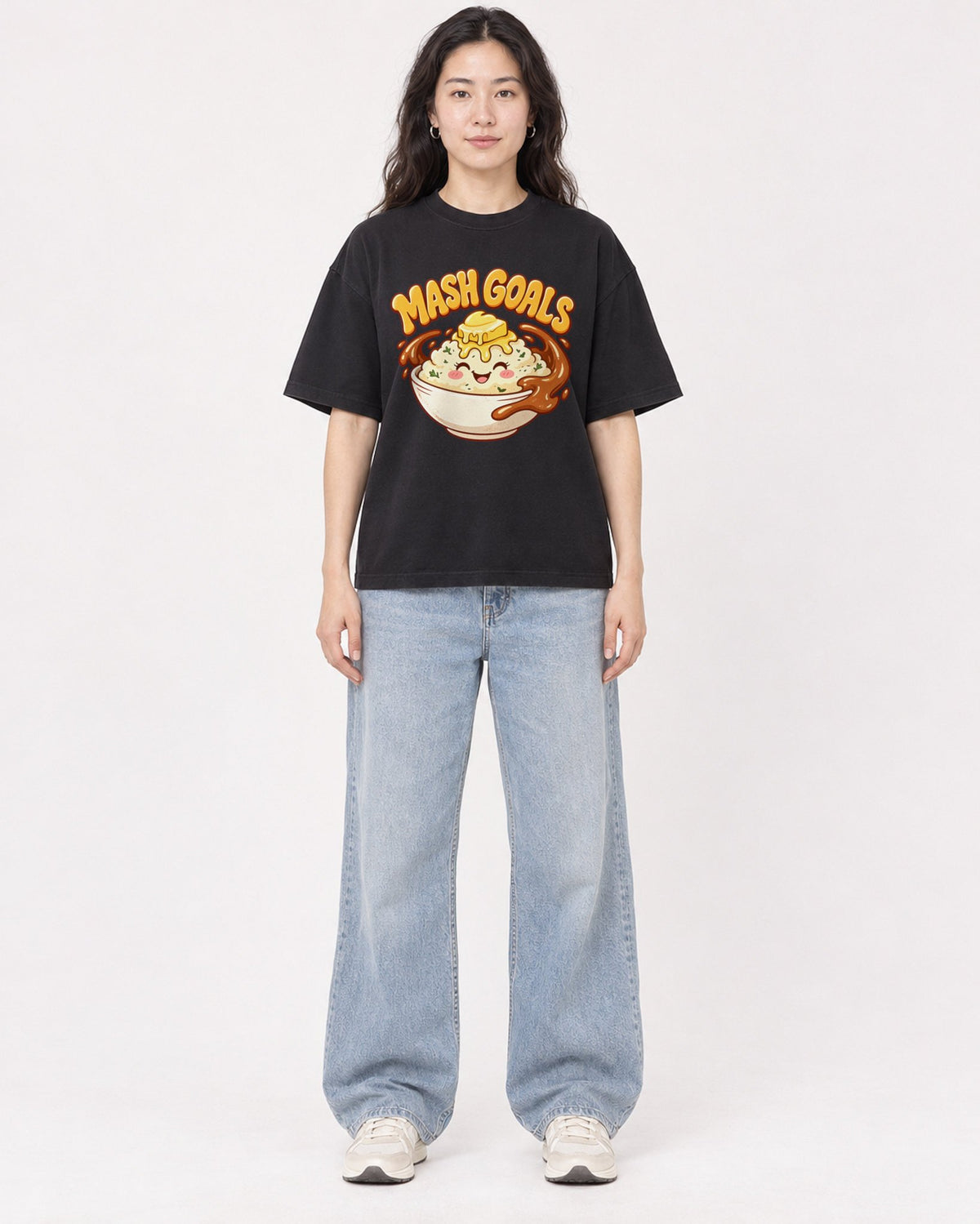 Mockup Boxy Heavyweight Tee Black female full-body 03