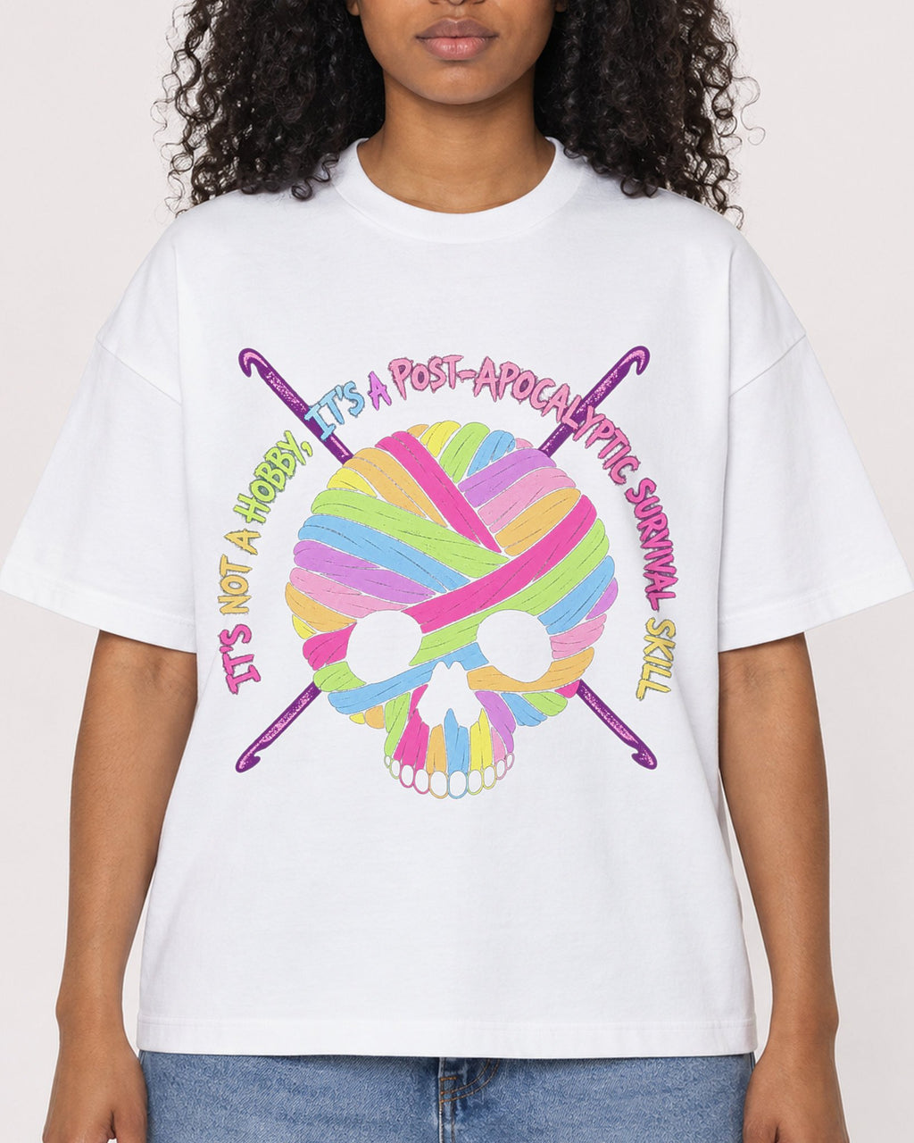 Mockup Boxy Heavyweight Tee White female close-up 05