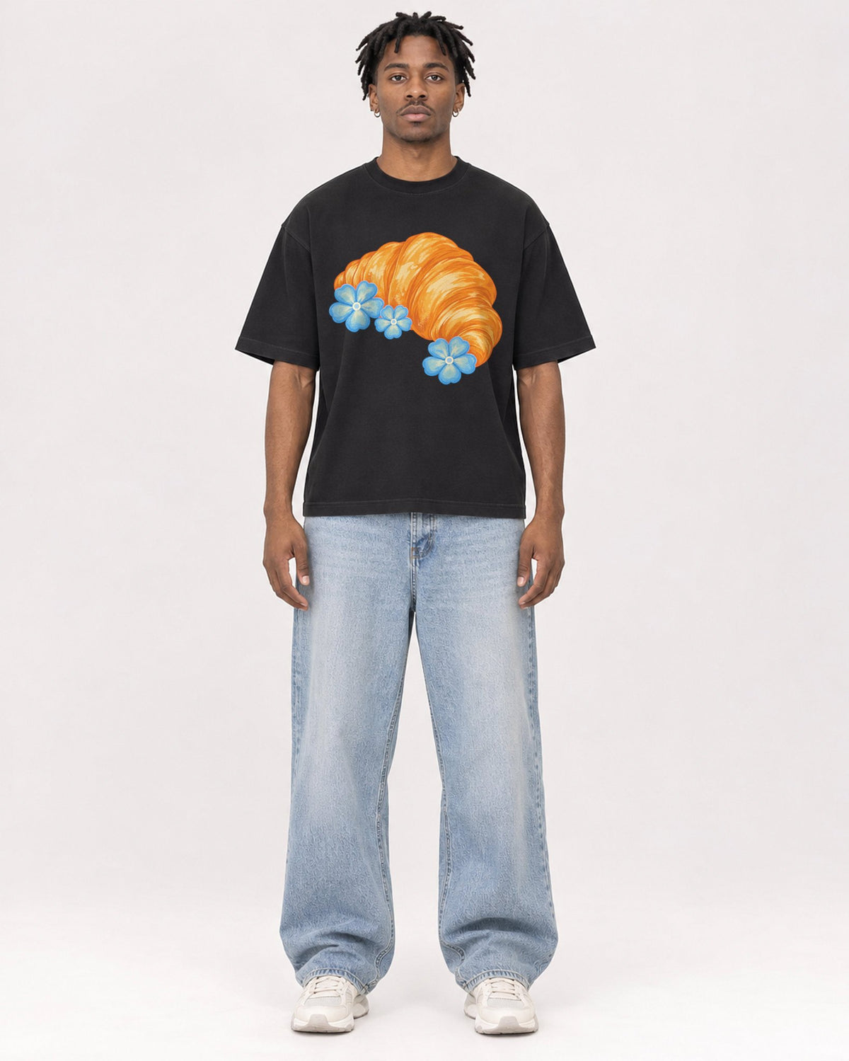 Mockup Boxy Heavyweight Tee Black male full-body 05