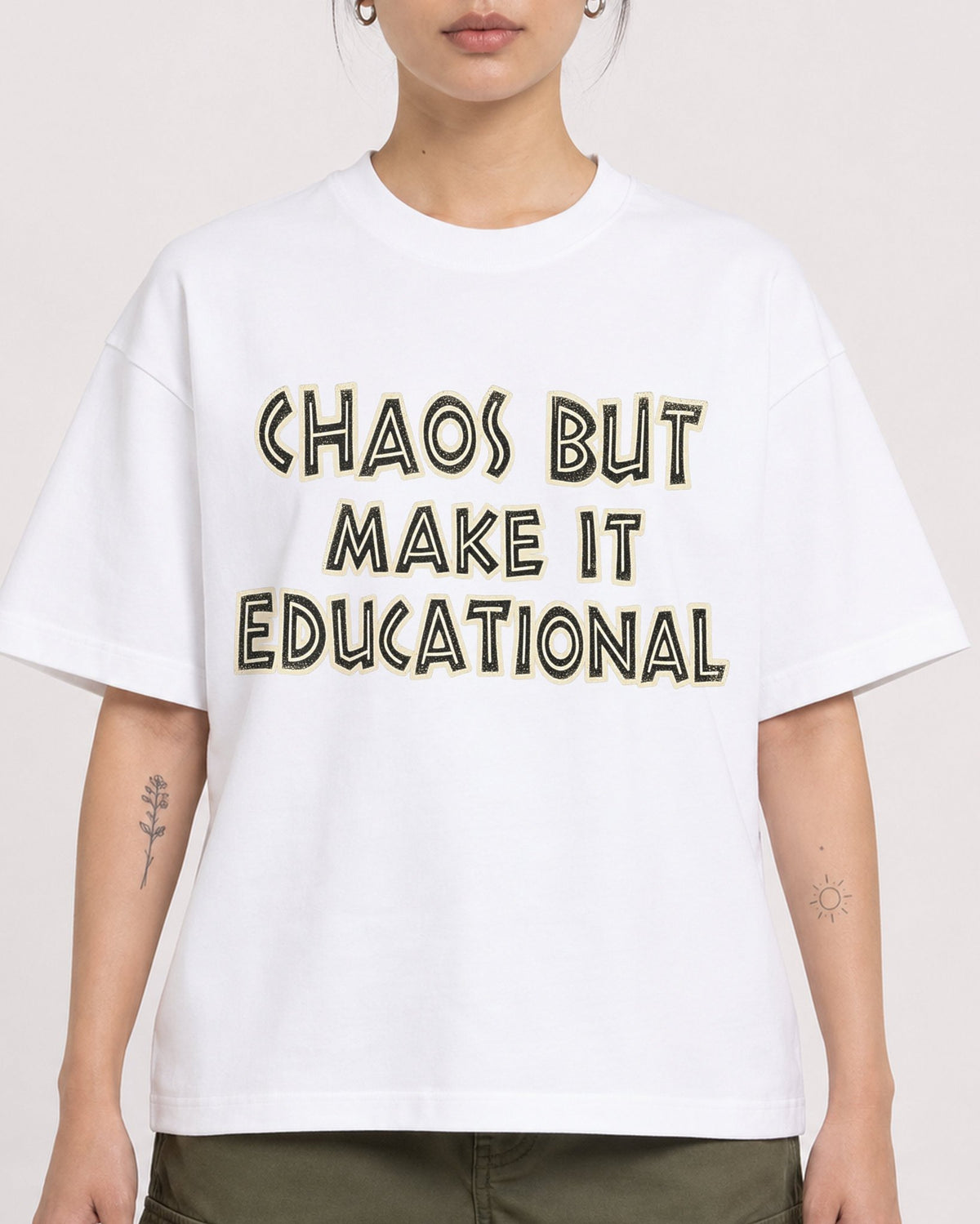Mockup Boxy Heavyweight Tee White female close-up 12