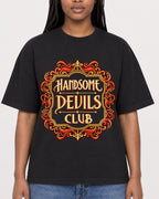 Mockup Boxy Heavyweight Tee Black female close-up 04
