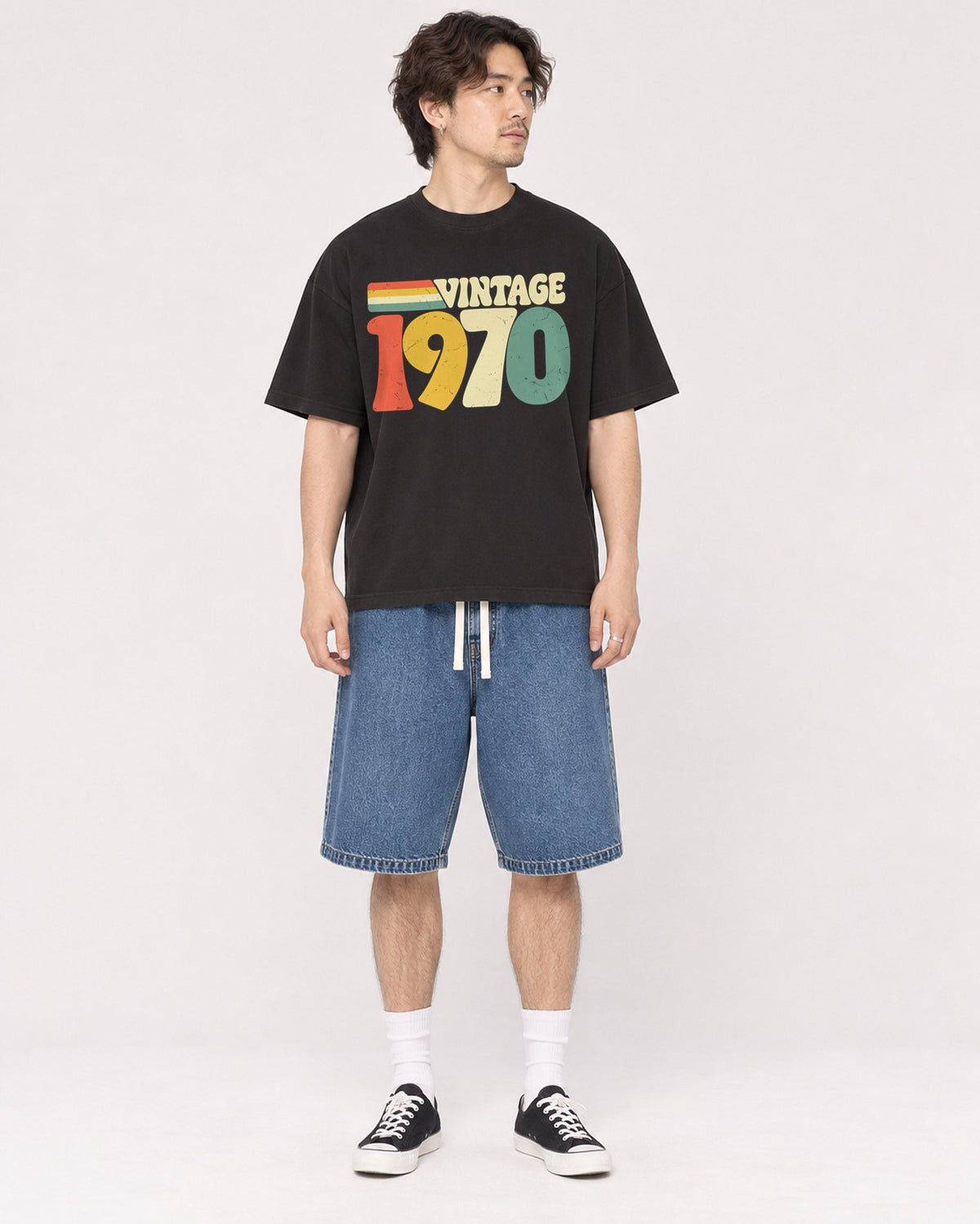 Mockup Boxy Heavyweight Tee Black male full-body 03