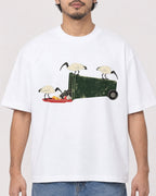Mockup Boxy Heavyweight Tee White male close-up 02