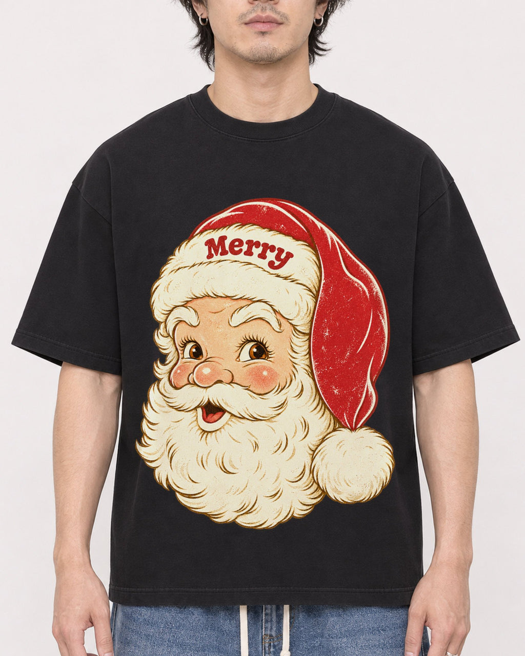Mockup Boxy Heavyweight Tee Black male close-up 03