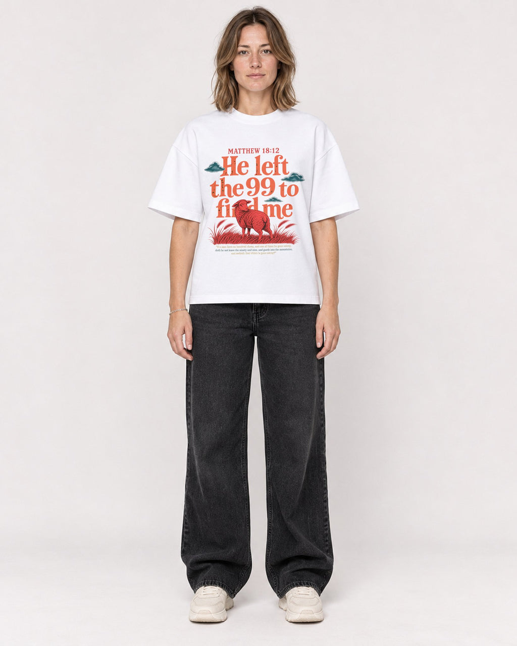 Mockup Boxy Heavyweight Tee White female full-body 38