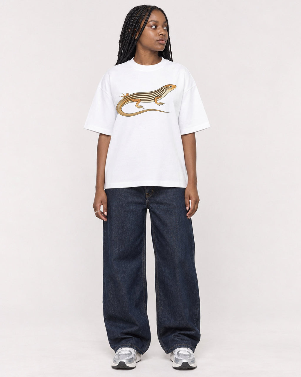 Mockup Boxy Heavyweight Tee White female full-body 04