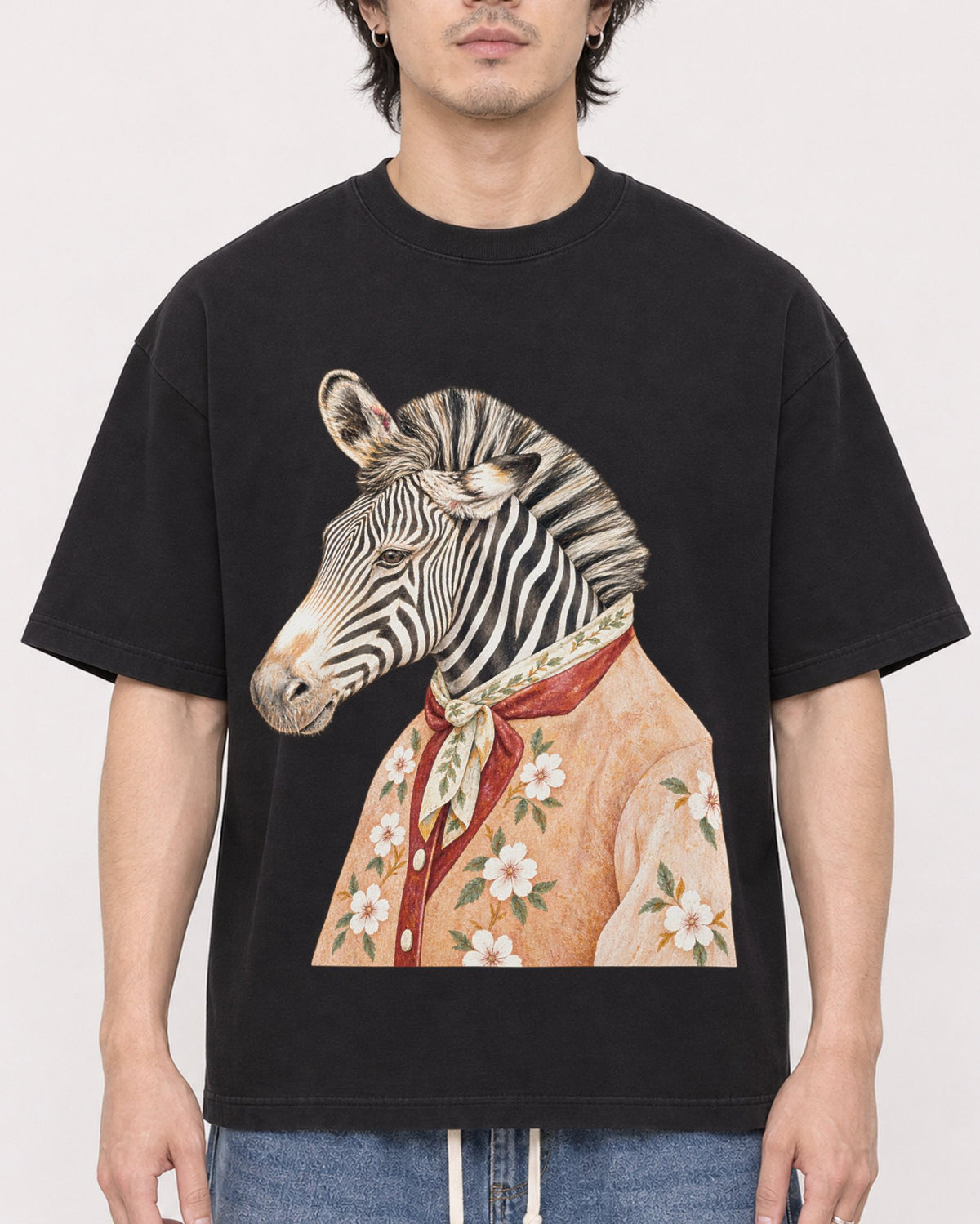 Mockup Boxy Heavyweight Tee Black male close-up 03