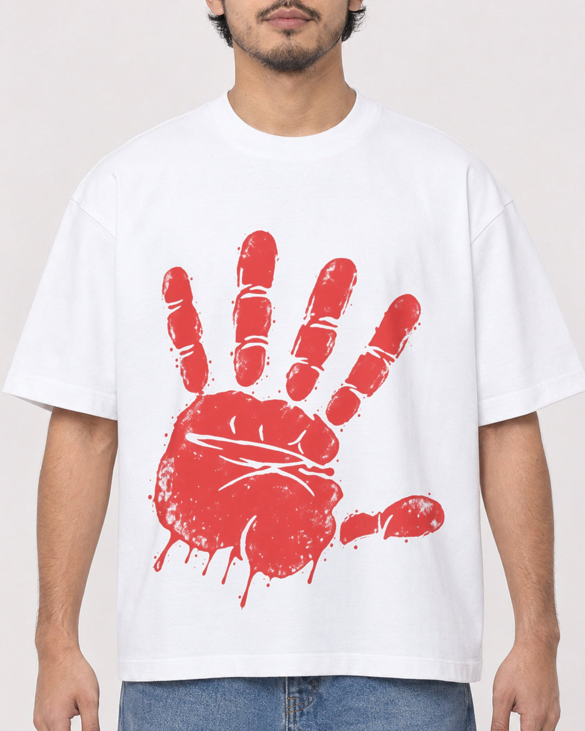 Mockup Boxy Heavyweight Tee White male close-up 02