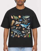 Mockup Boxy Heavyweight Tee Black male close-up 05