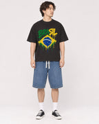 Mockup Boxy Heavyweight Tee Black male full-body 03