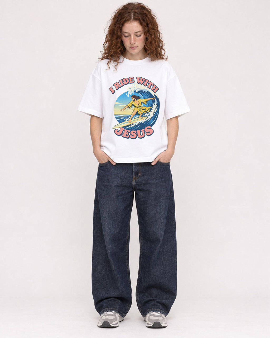 Mockup Boxy Heavyweight Tee White female full-body 09