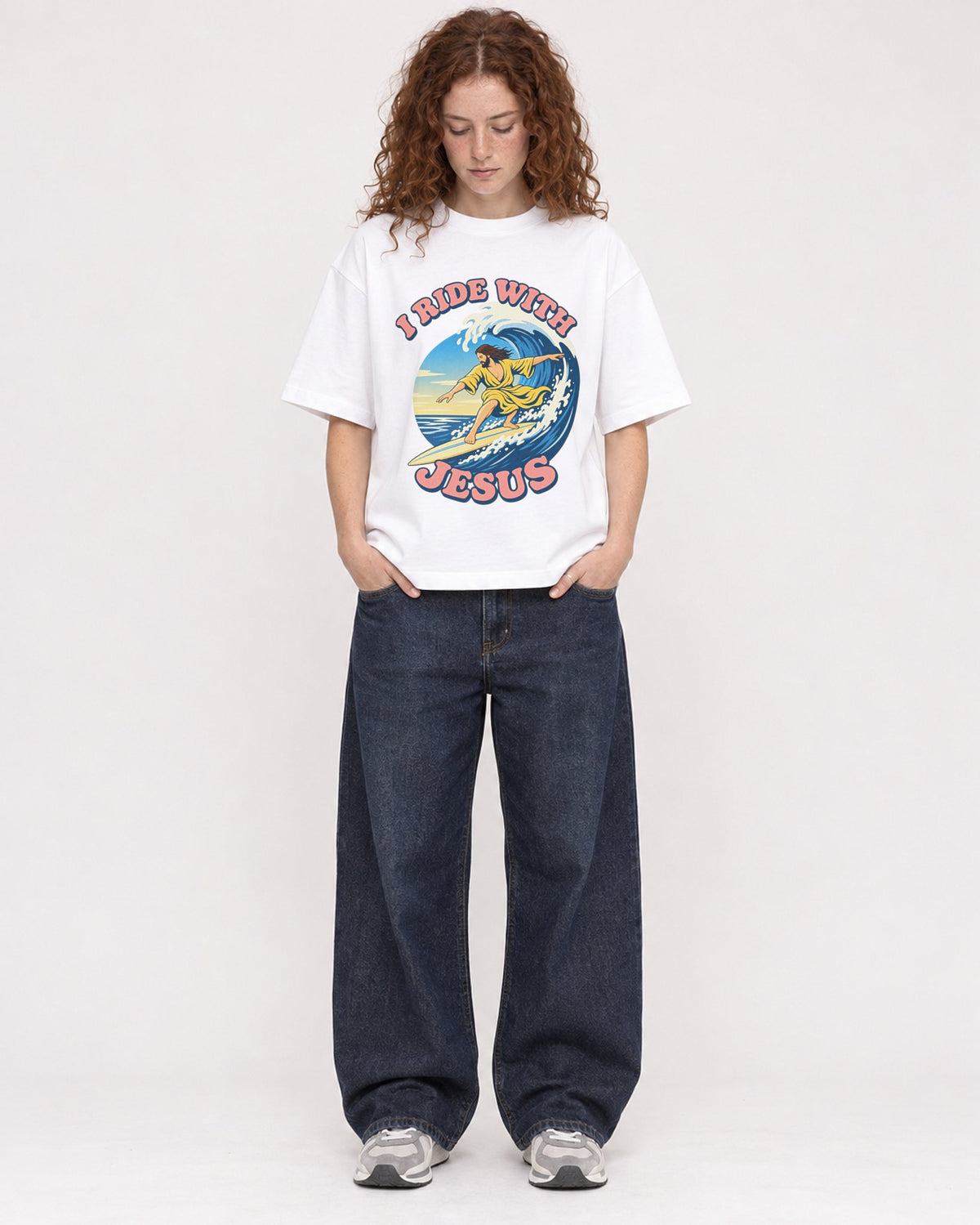 Mockup Boxy Heavyweight Tee White female full-body 09