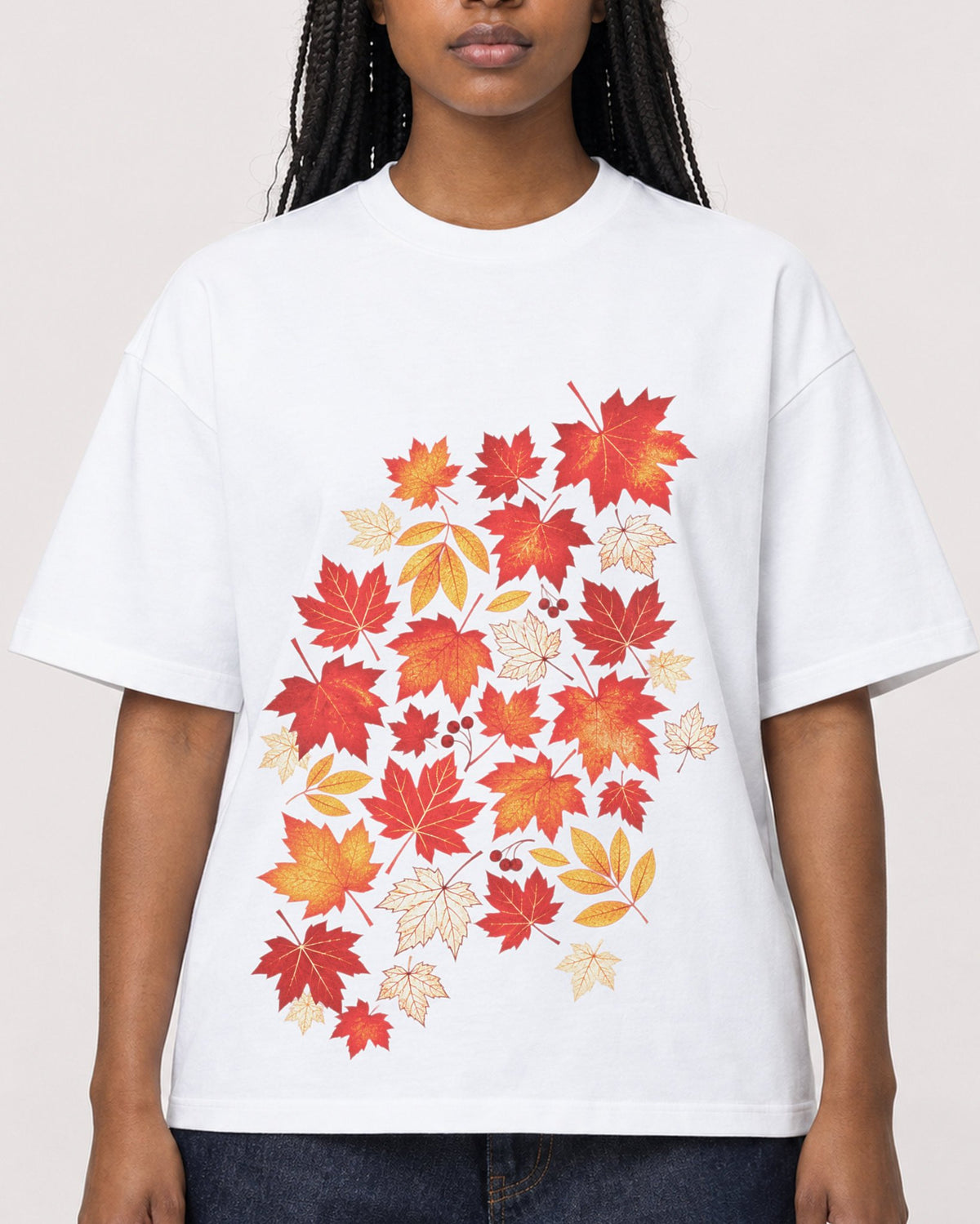 Mockup Boxy Heavyweight Tee White female close-up 04
