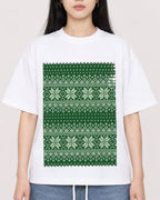 Mockup Boxy Heavyweight Tee White female close-up 01