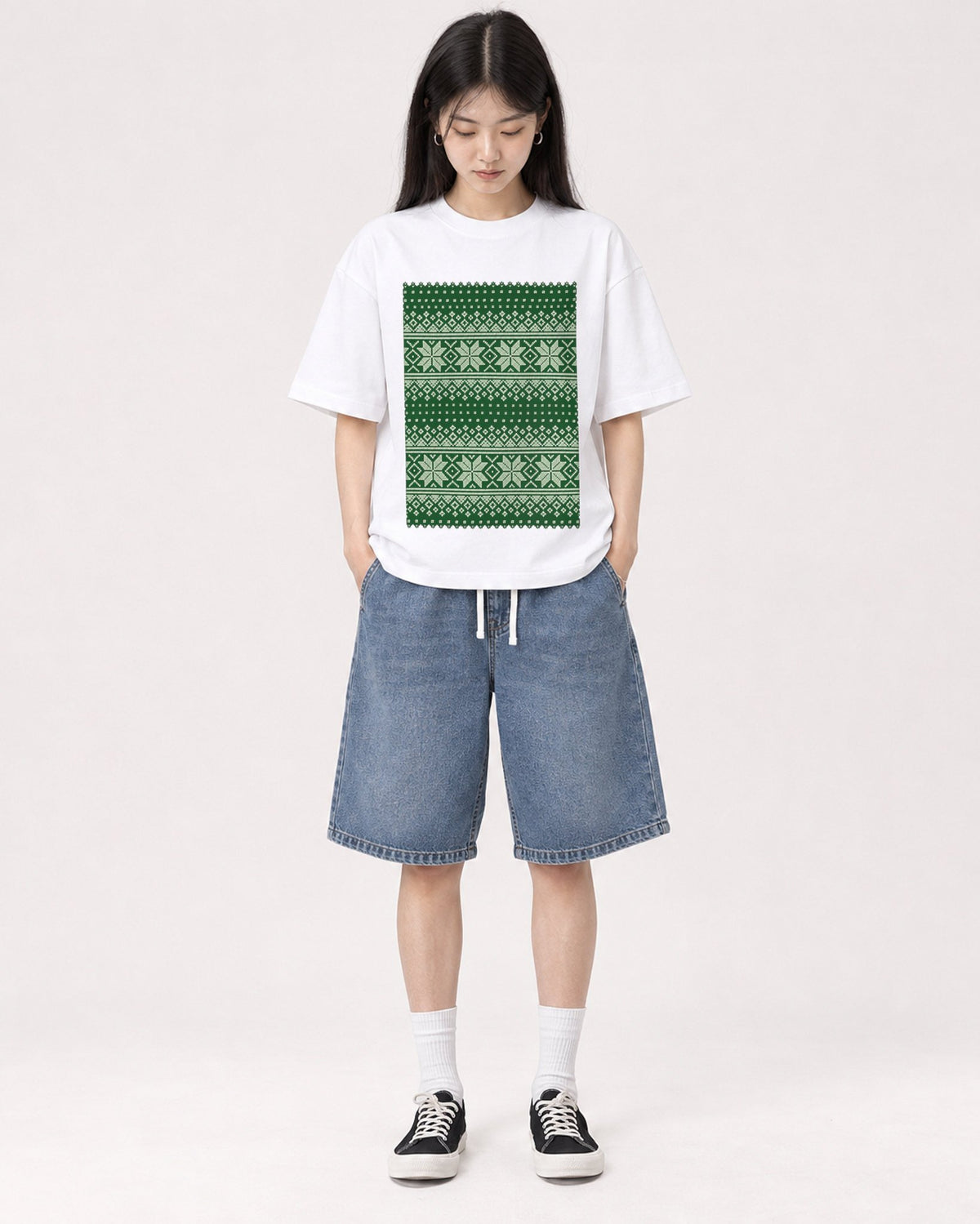 Mockup Boxy Heavyweight Tee White female full-body 01