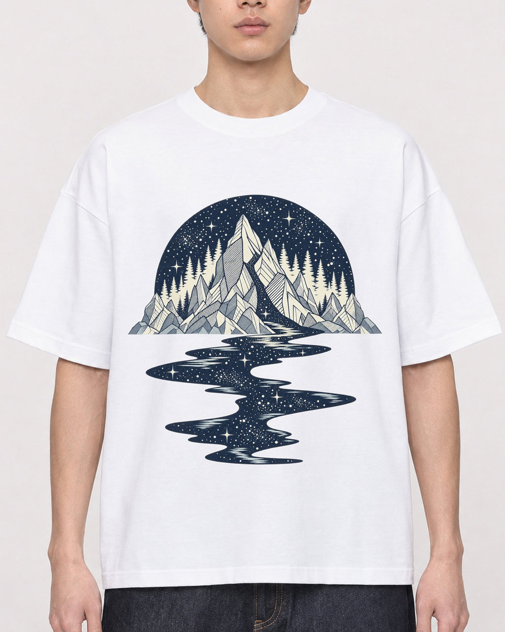 Mockup Boxy Heavyweight Tee White male close-up 01
