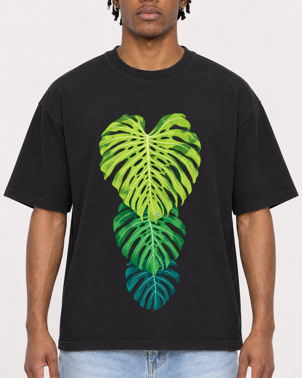 Mockup Boxy Heavyweight Tee Black male close-up 05