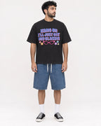 Mockup Boxy Heavyweight Tee Black male full-body 07