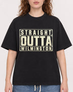 Mockup Boxy Heavyweight Tee Black female close-up 09