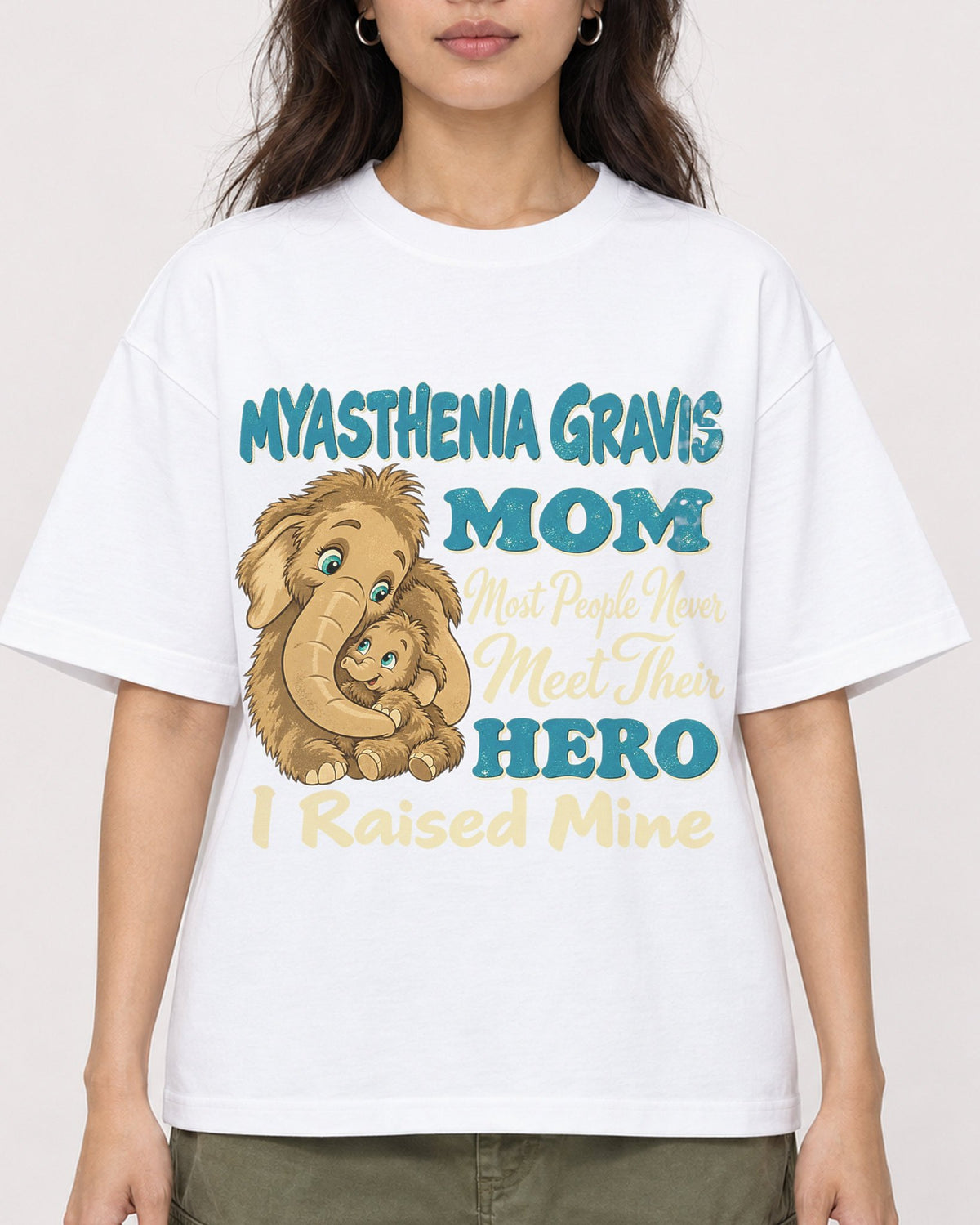 Mockup Boxy Heavyweight Tee White female close-up 02