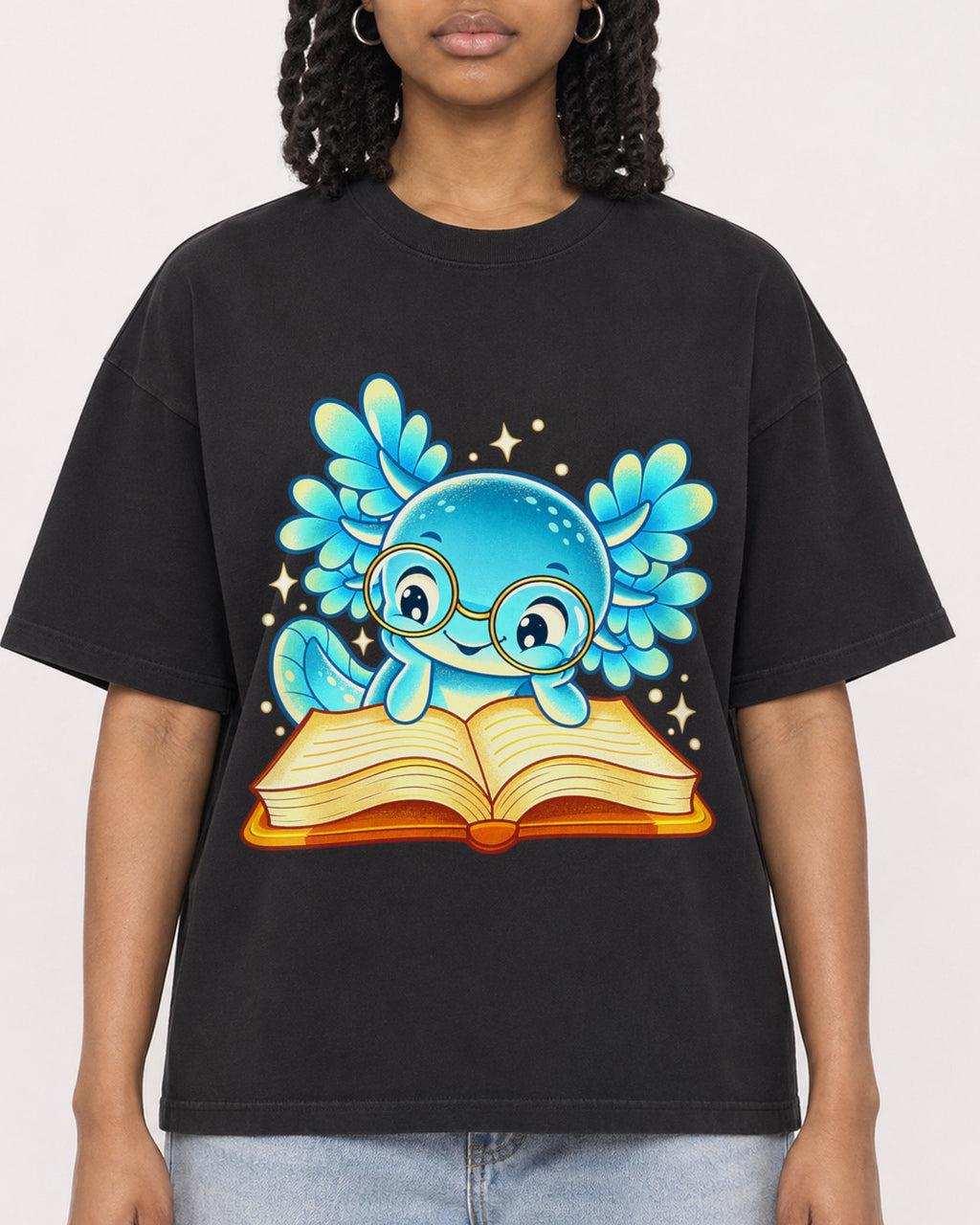 Mockup Boxy Heavyweight Tee Black female close-up 15