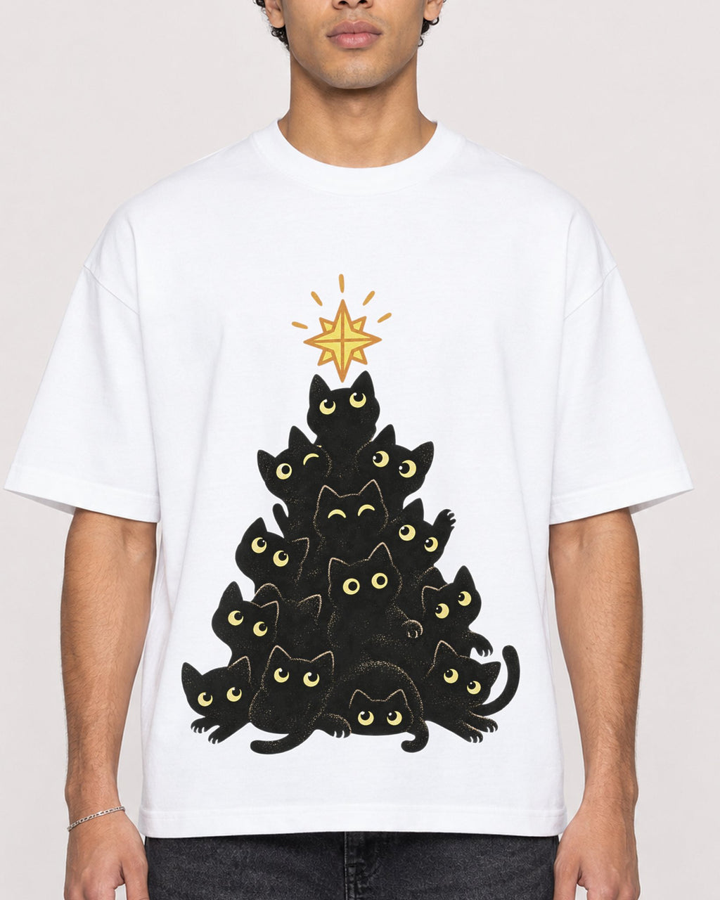 Mockup Boxy Heavyweight Tee White male close-up 10