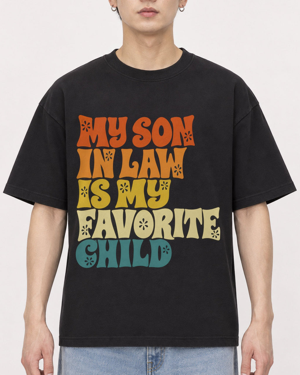 Mockup Boxy Heavyweight Tee Black male close-up 01