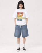 Mockup Boxy Heavyweight Tee White female full-body 01