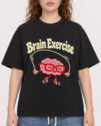 Mockup Boxy Heavyweight Tee Black female close-up 09