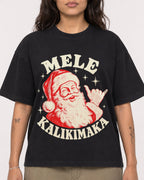 Mockup Boxy Heavyweight Tee Black female close-up 06