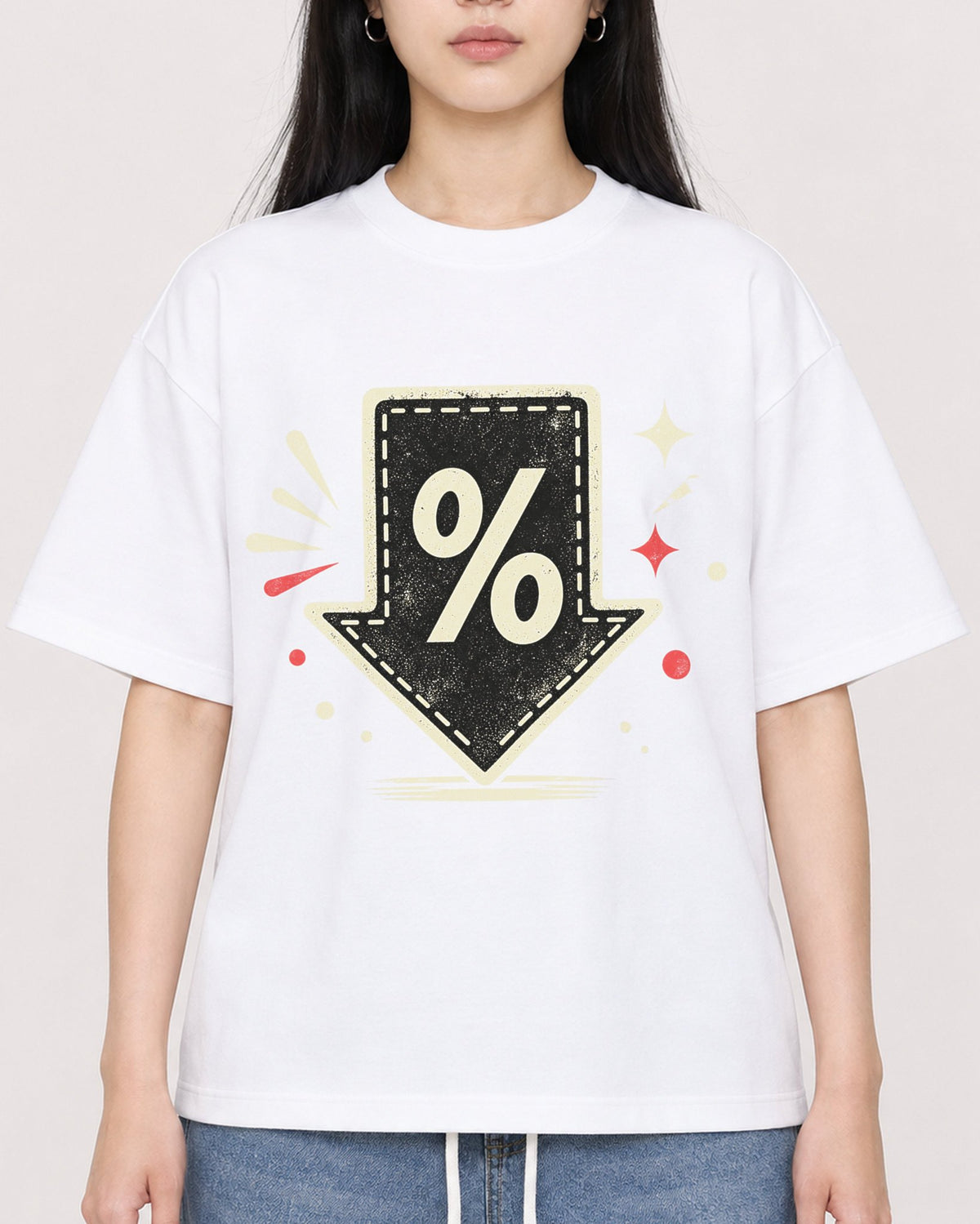 Mockup Boxy Heavyweight Tee White female close-up 01
