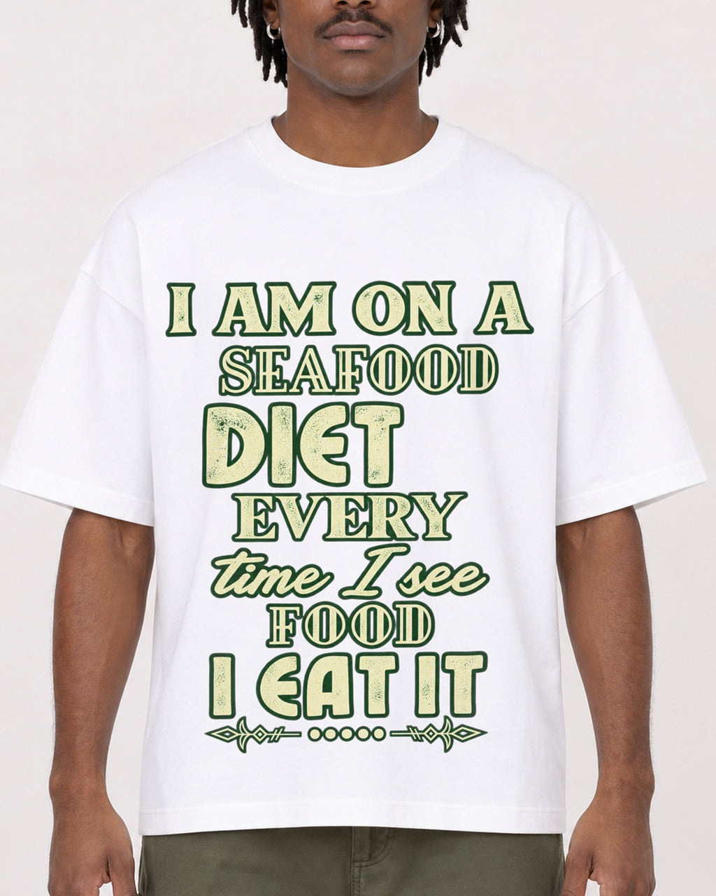 Mockup Boxy Heavyweight Tee White male close-up 04