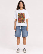 Mockup Boxy Heavyweight Tee White female full-body 06